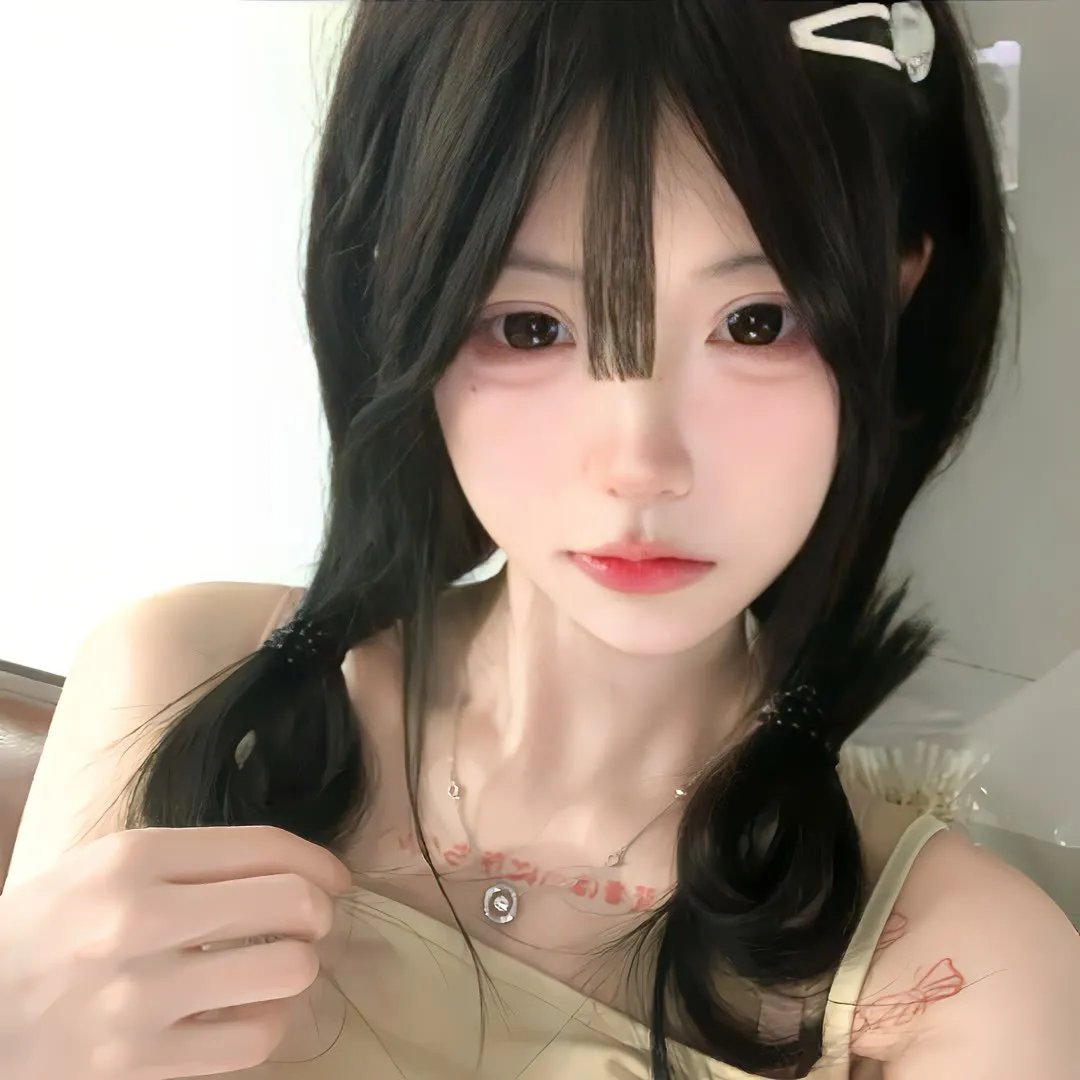 华颐:吞噬怪物的孩子